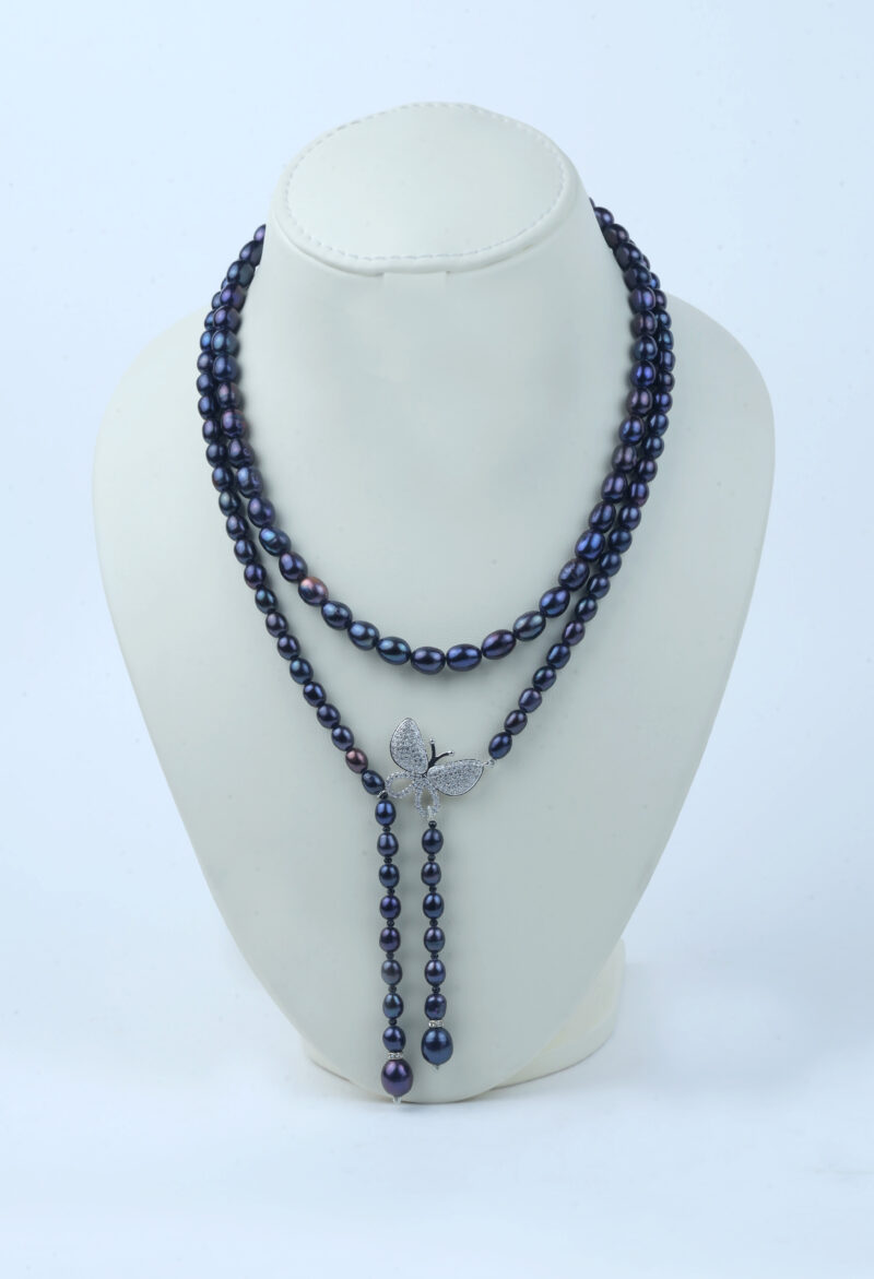 Black oval shaped chain set